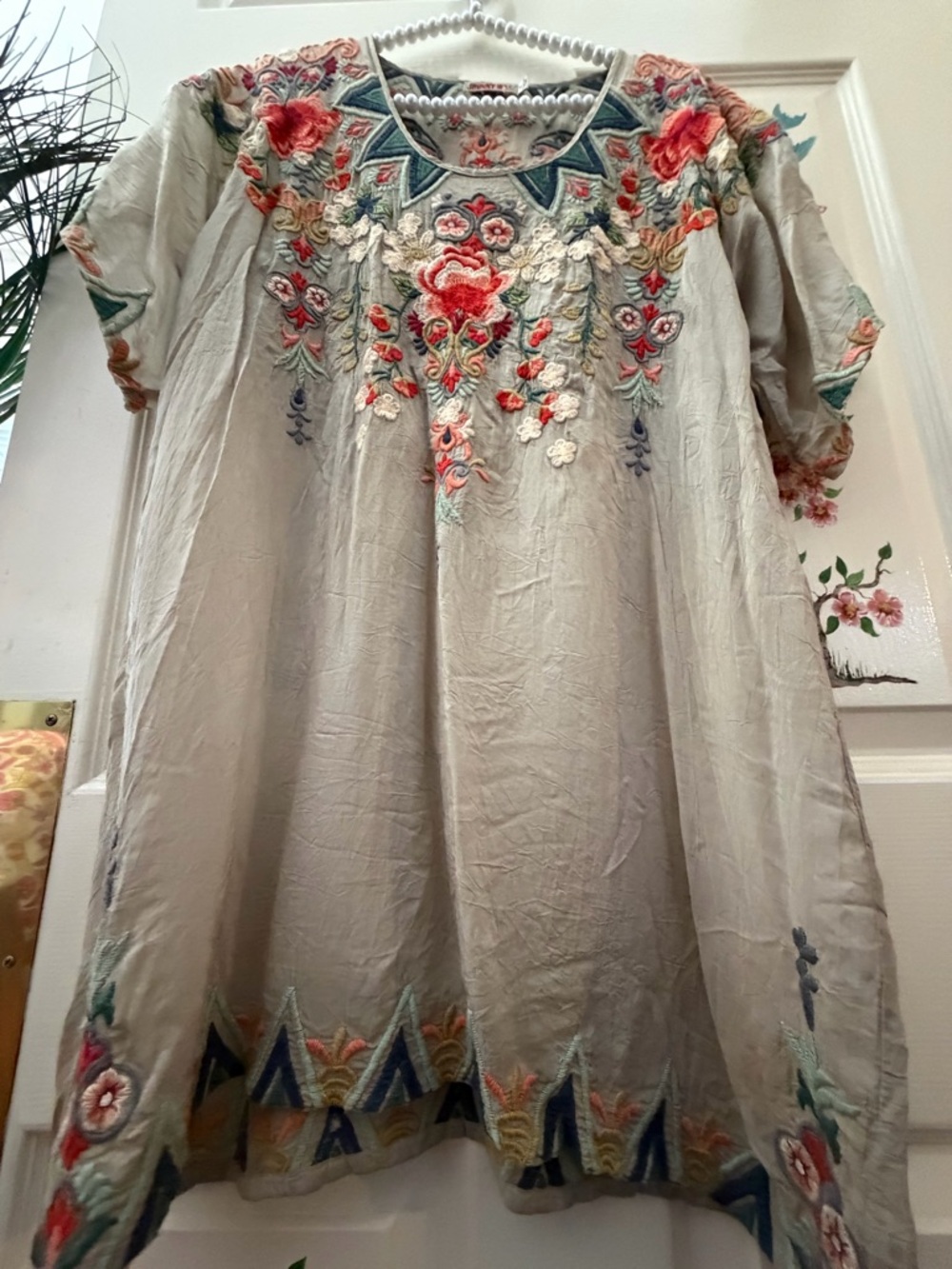 Johnny Was Embroidered top  in Light Gray with Pink & Teal Accents